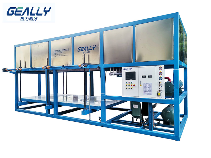 直冷式塊冰機的特點以及日常維護(hù)